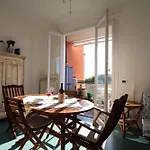 Raffy's Apartament *