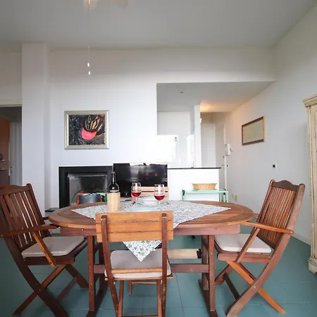 Apartment Raffy's *